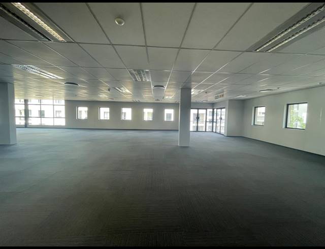 566M² OFFICE TO LET IN RIVONIA